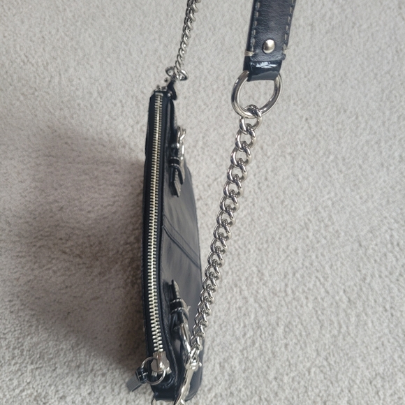 Coach Soho Chain Buckle Patent Black Leather Clutch Handbag - Picture 6 of 13